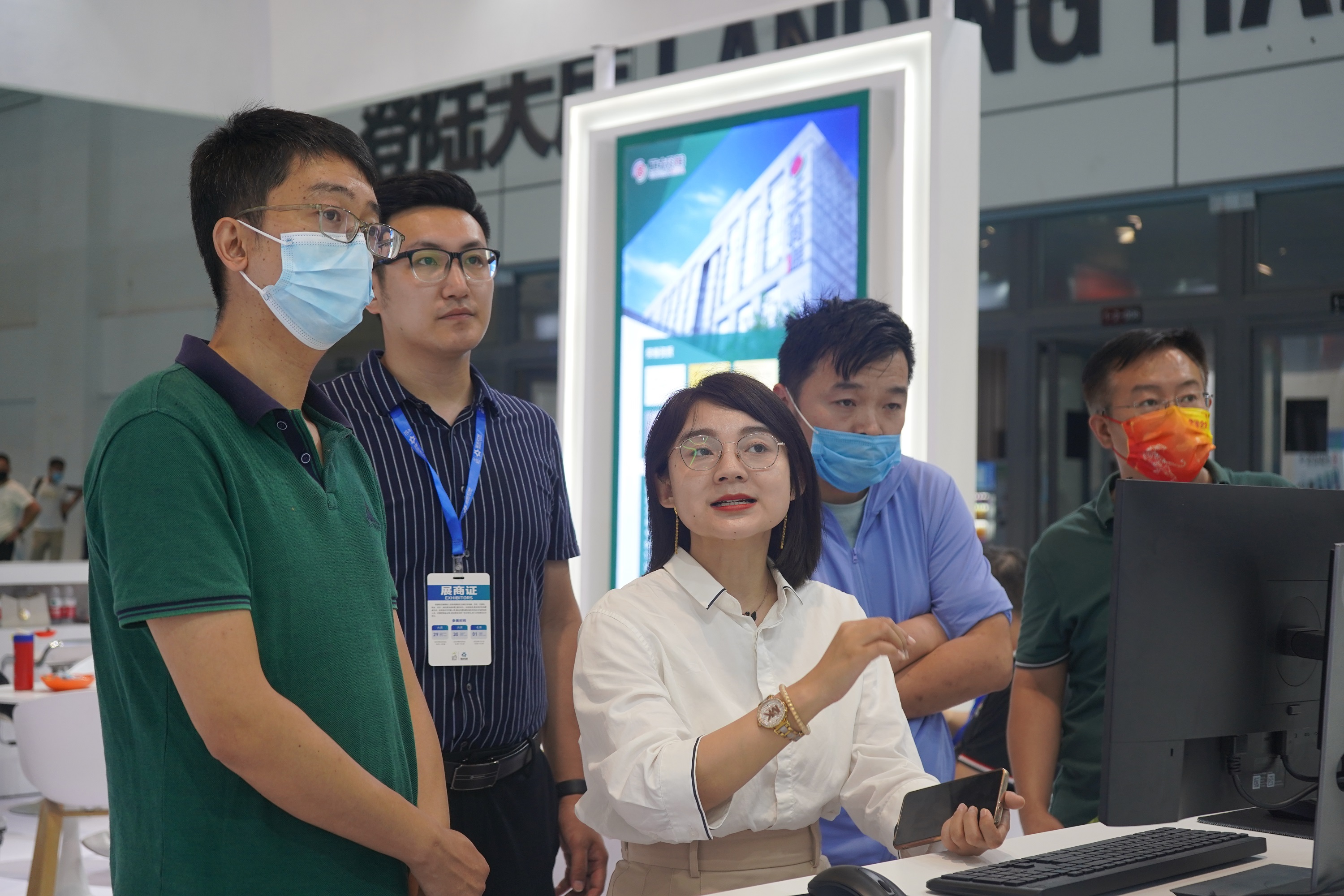 山东国际供热展丨18LUCK科雅智慧供热全面解决方案备受关注！(图4)